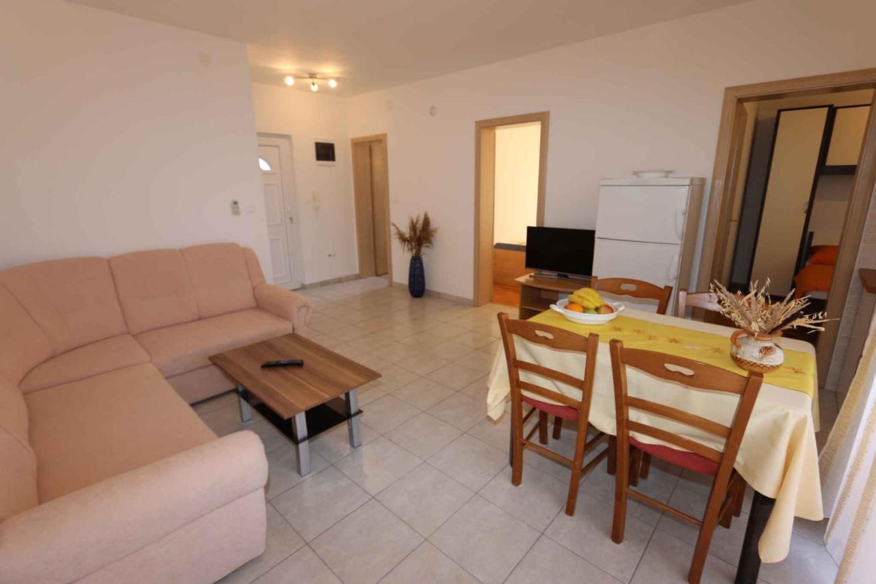 Apartments In Silo/Insel Krk 13430 Kültér fotó
